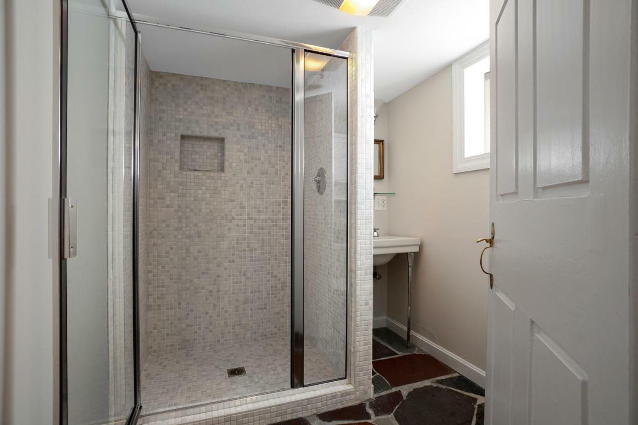 Olde New House Apartment Rockport Exterior photo